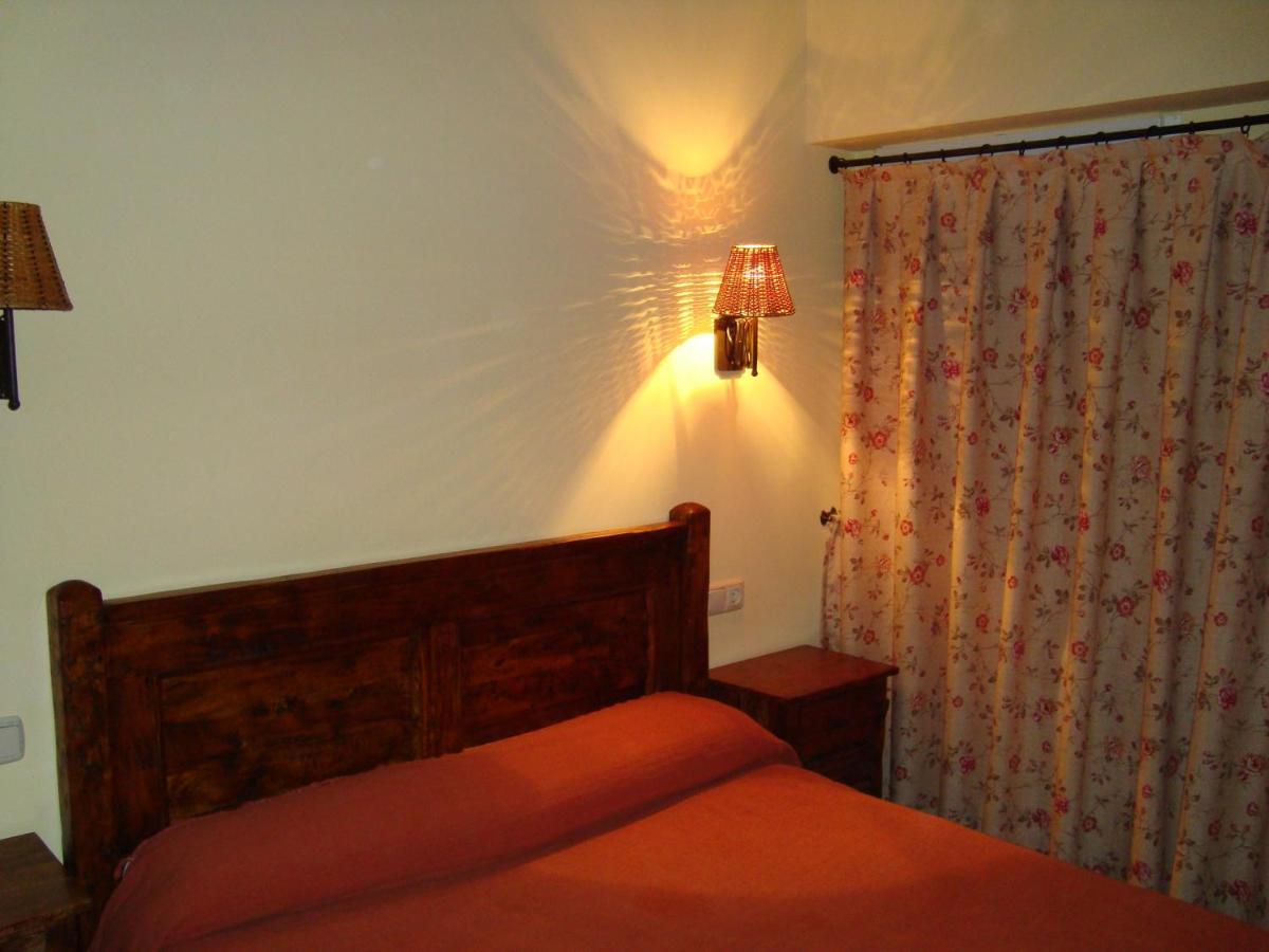 Hotel Charle Хака Экстерьер фото