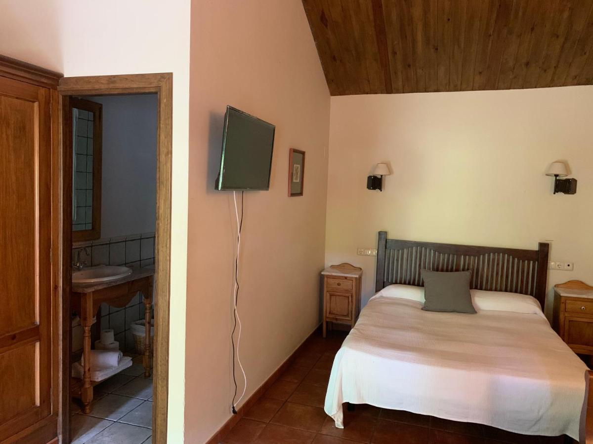 Hotel Charle Хака Экстерьер фото