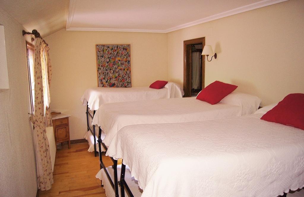 Hotel Charle Хака Экстерьер фото